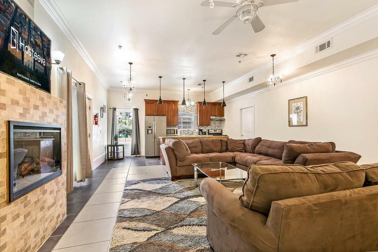 Spacious 4Br City Condo Steps From St Charles Ave New Orleans Exterior photo